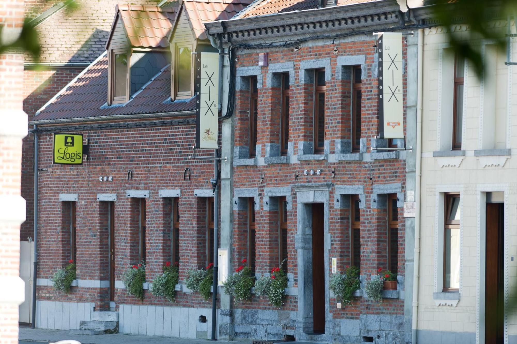 Auberge Le XIX Eme Thulin Exteriör bild